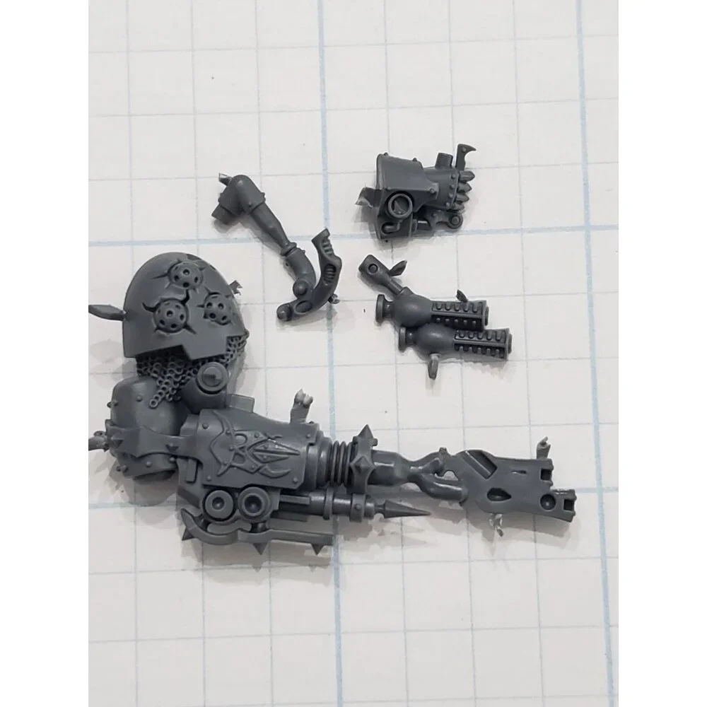 Warhammer 40k Death Guard Bits Lord of Virulence Terminator Plague Spewer w Hand - Picture 1 of 5